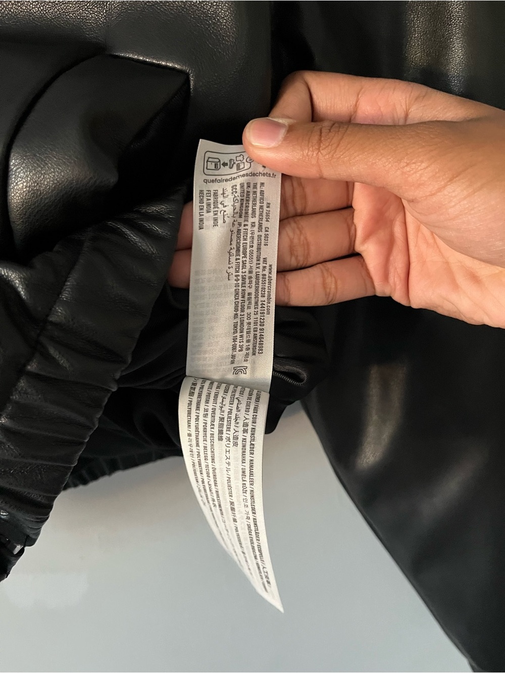 Abercrombie & Fitch Black vegan Leather cropped Bomber Jacket - Picture 10 of 14